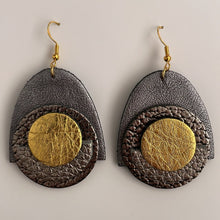 Load image into Gallery viewer, USNJENI UHANI MAME- ZLATI / HANDMADE LEATHER EARRINGS MAME-GOLD