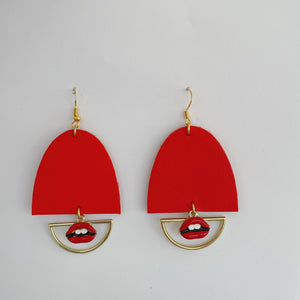 LEATHER EARRINGS LIPS/ USNJENI UHANI LIPS