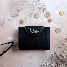 Load image into Gallery viewer, MEDIUM WOMAN&#39;S WALLET- BLACK