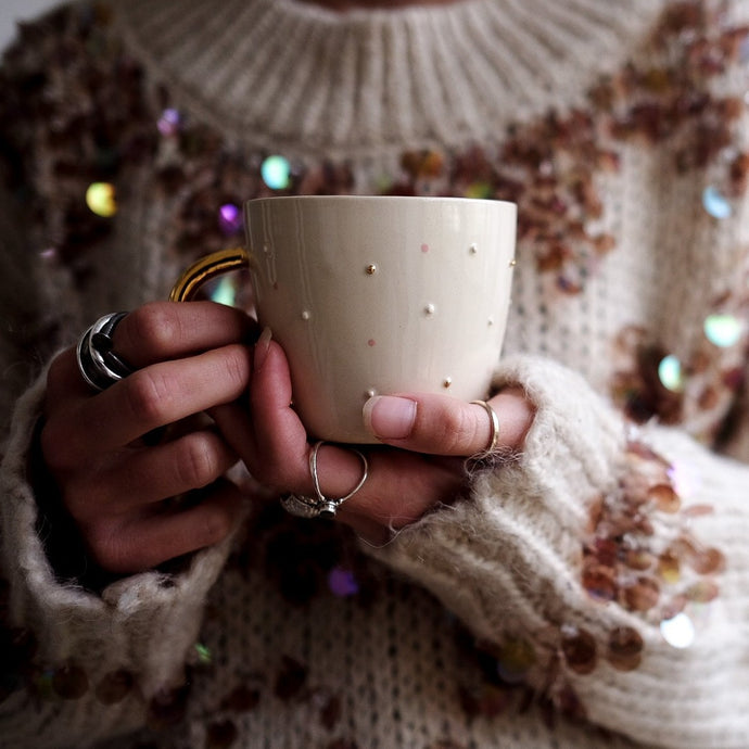 VIENNA CAPPUCINO MUG-PINK DOTS