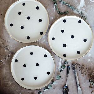 LILA PLATE