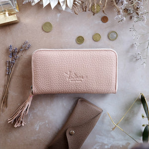 WOMAN'S ZIP AROUND WALLET-NUDE COLOR
