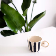 Load image into Gallery viewer, RIO MUG-BLACK