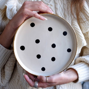 LILA PLATE