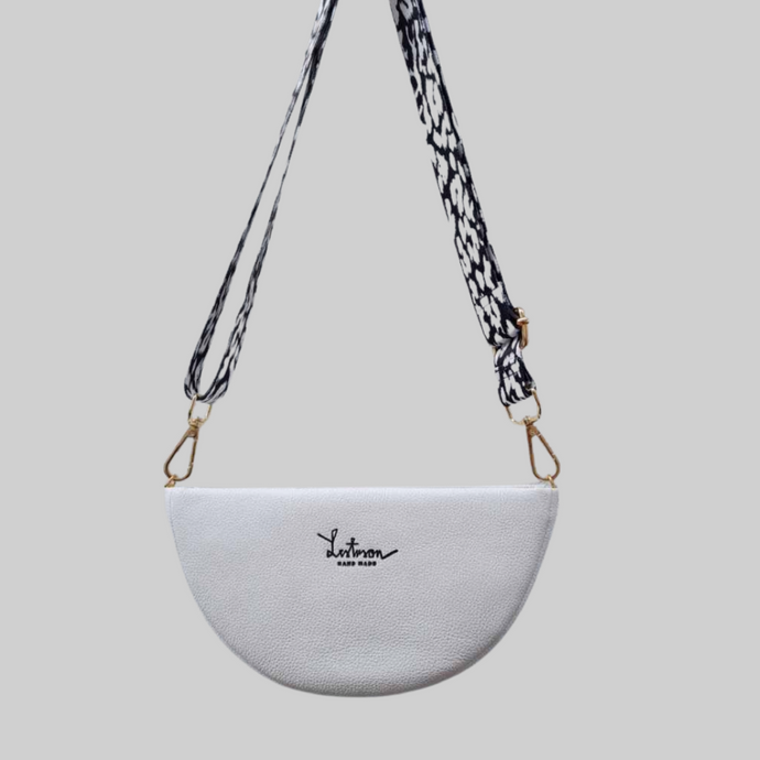 MOON CLUTCH BAG - WHITE/black logo