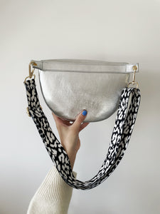 NOLA BAG - LIGHT SILVER / TORBICA NOLA - SVETLO SREBRNA