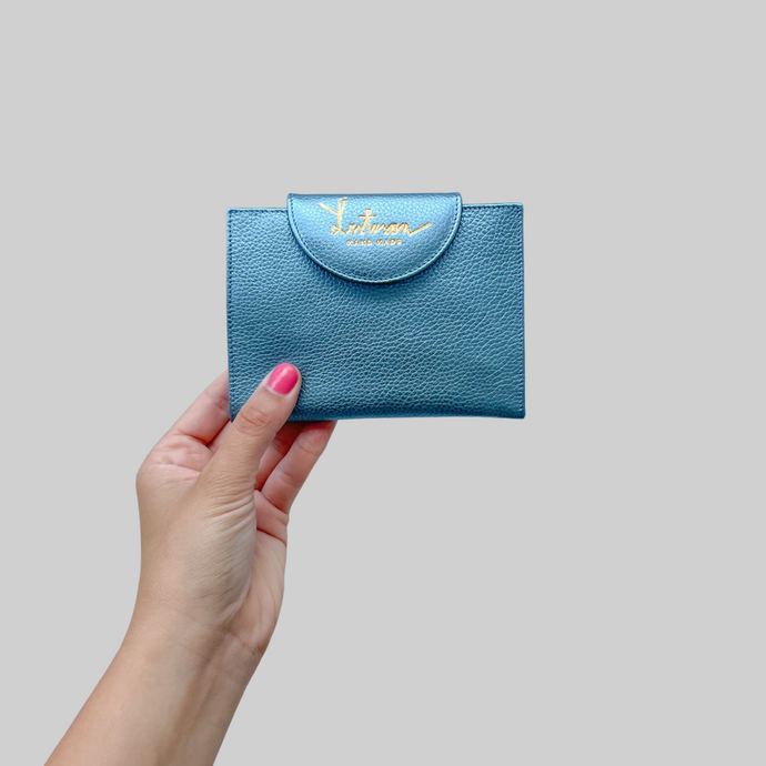 MEDIUM WOMAN'S WALLET- METALLIC LIGHT BLUE